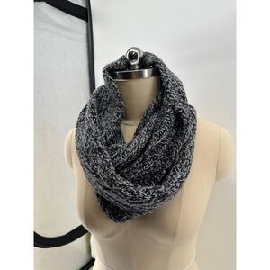 NWT Tommy Bahama Cascade Sparkle Infinity Scarf Black LambWool / Cashmere Blend